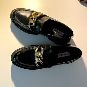 Steve Madden Lando platform located like new